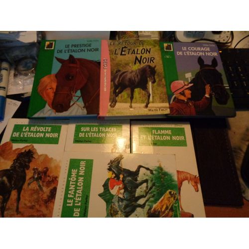 Lot De 7 Romans Pour Adolescents Série "L'étalon Noir" - Walter Farley - Bibliothèque Verte & Rose