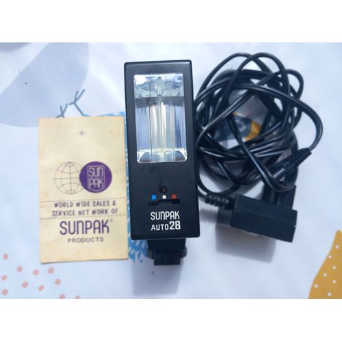 Flash SunPak Auto 28 + Chargeur
