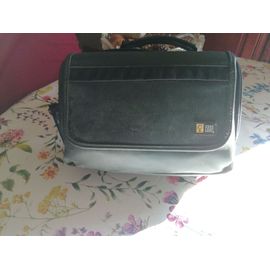 Portable DVD/CDplayer marque Panasonic modèle DVD/CD LS83 BATTERIE 12 V rechargeable courant et vehicule