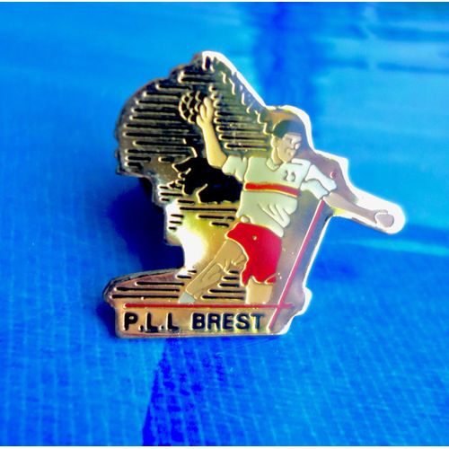 Pins Handball Ville Brest. Pins Sport. Signé Silicom.