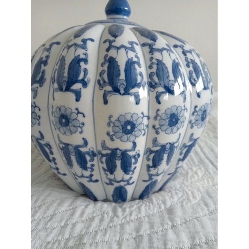 Vase en porcelaine