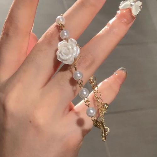 Bracelet Pendentif Papillon Pompon Mignon Coréen Vintage Pour Femme, Bijoux De Mariage Esthétiques, Perle Douce, Fleur De Lys
