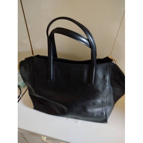 Sac Gérard DAREL modèle 24 en cuir véritable coloris noir