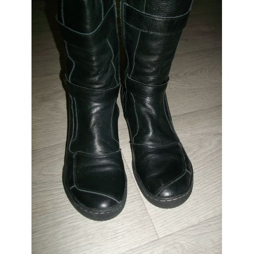 Bottes En Cuir Noir Décos Sangles Taille 39 Tbe