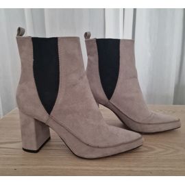 Bottines Nubuck Taupe À Talons Carrès T41