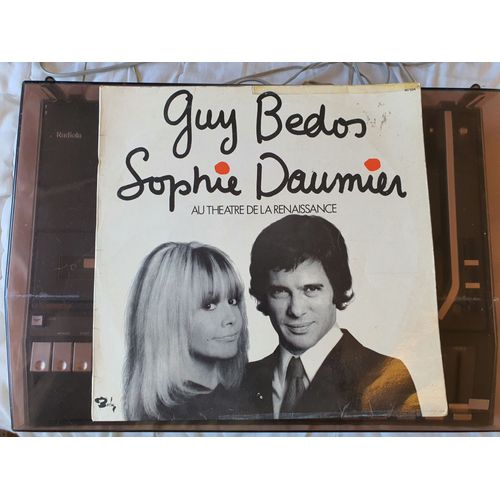 Guy Bedos Et Sophie Daumier Au Théâtre De La Renaissance