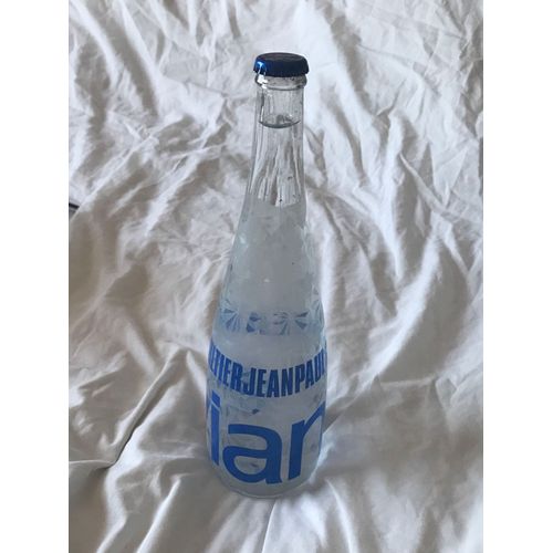 Bouteille Evian Jean-Paul Gaultier