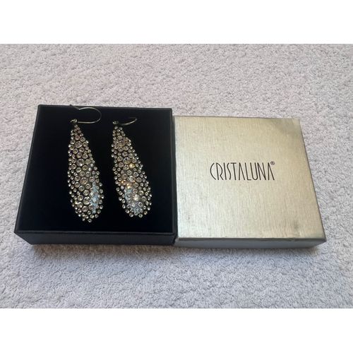 Boucles D'oreilles Cristaluna Larme Noir En Cristal Acrylique Swarovski 301 287 00