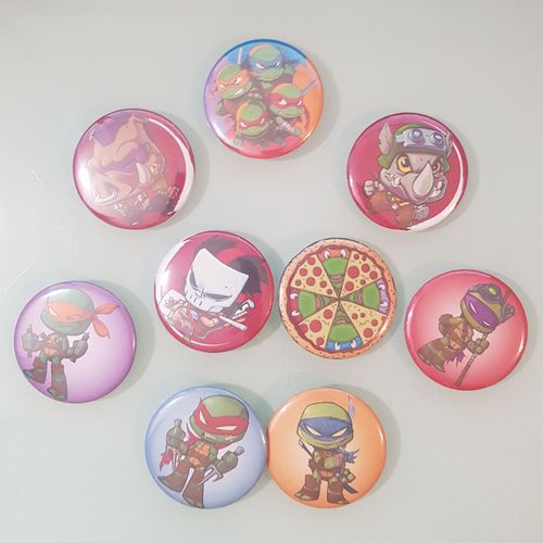 9 Badges Emblématiques Des Tortues Ninja Et Leur Bande De Compagnons Iconiques