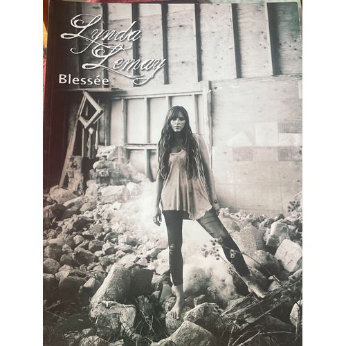 Lynda Lemay Songs Book 18 Chansons. Piano, Chant Et Guitare 