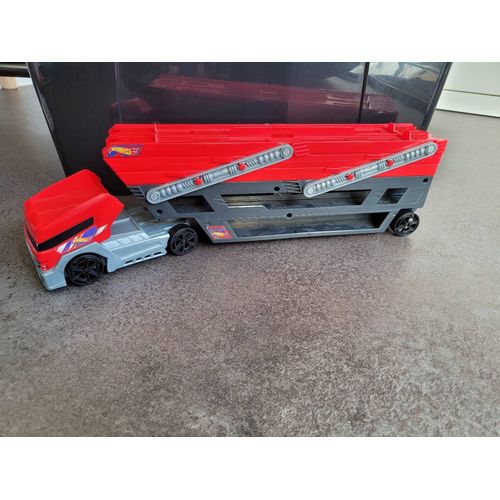 Hot Wheels Mega Transporteur Rouge Et Noir, Camion Pour Transporter Jusque 50 Petites Voitures
