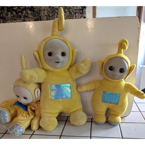 Lot De 3 Peluches Télétubbies Laa Laa Vintage