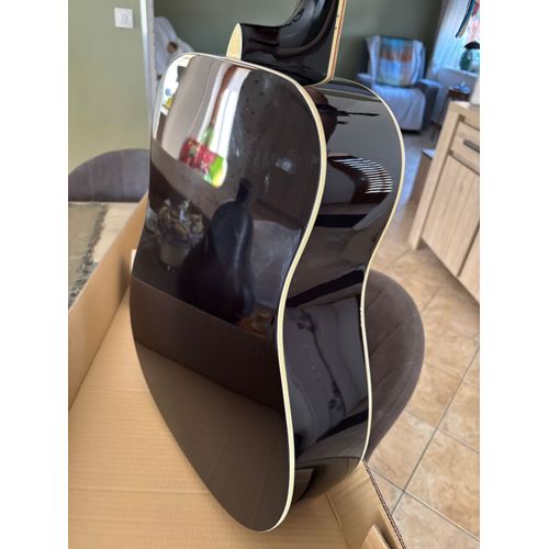 Je Vend Une Guitare Acoustique De La Marque Eko Guitare