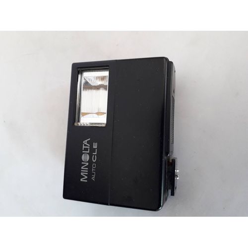 MINOLTA FLASH AUTO CLE a réparer