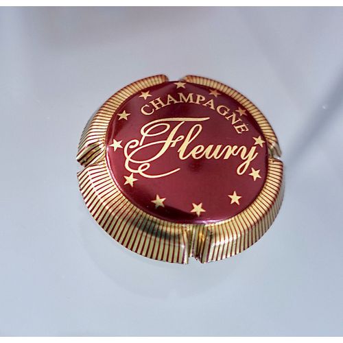 Capsule Champagne Fleury. Bordeaux Et Or, Tranche Striée D'or. Verso Doré. Superbe.