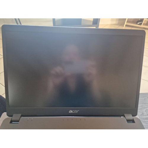 Acer Aspire 3 A315-42-R0NP 15.6"/ ryzen 7 3700U 512GB 16GB