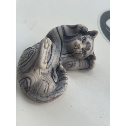 Sculpture chat en marbre 