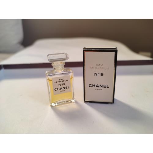 Miniature N°19 De Chanel