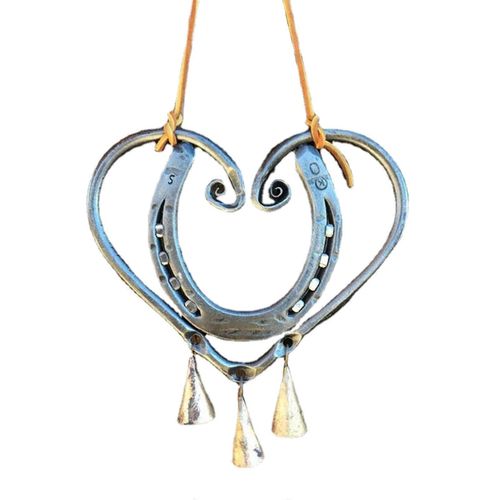 Carillon éolien de c?ur d¿amour chanceux avec des clous en acier Feng Shui Windbell