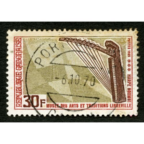 Timbre Oblitéré République Gabonaise, 30 F, Musée Des Arts Et Traditions Libreville, Postes, 1969, Harpe Ngombi
