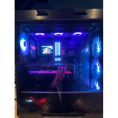 PC Gamer AMD RYZEN 7-5800X - 3.8 Ghz - Ram 32 Go - SSD 2 To + DD 3 To