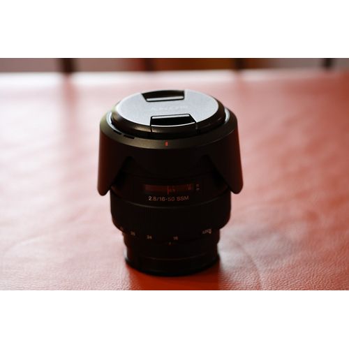 Objectif sony 16-50 mm F2.8 monture A