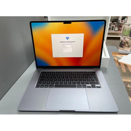 Apple MacBook Air A2941 - 15 M2 - Ram 16 Go - DD 256 Go