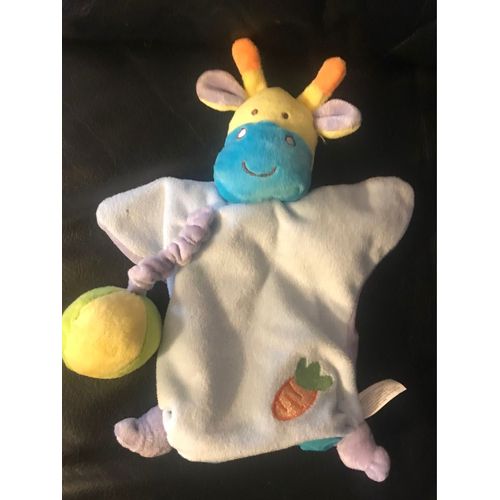 Vache Gifi Doudou Marionnette Violet Bleu Carotte Ballon Jaune Et Vert  23cm