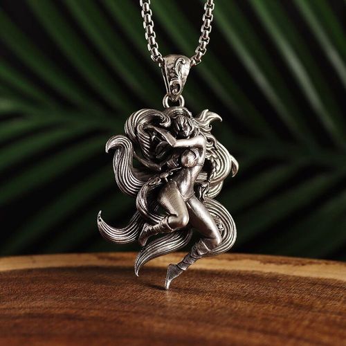 Collier Pendentif Délicat Ailes D'ange Monténégro De Déesse Pour