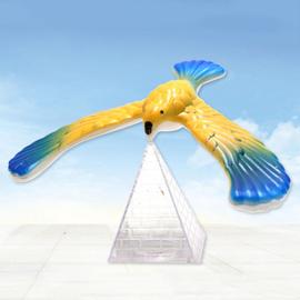 Équilibre d'oiseau avec le support de triangle jouets éducatifs