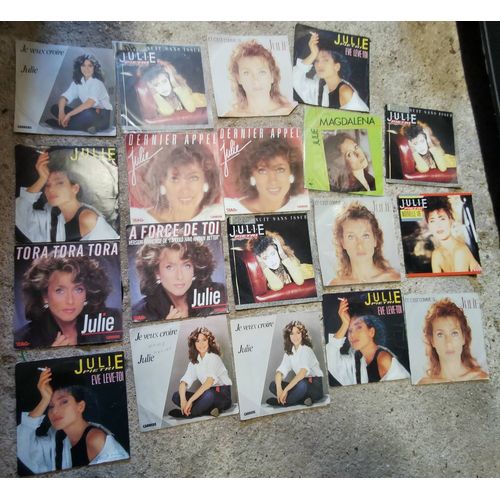 Gros Lot De 45 Tours De Julie Pietri