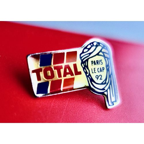 Pins Voiture. Rallye Paris Le Cap, Version Paris-Dakar 92. Evènement.