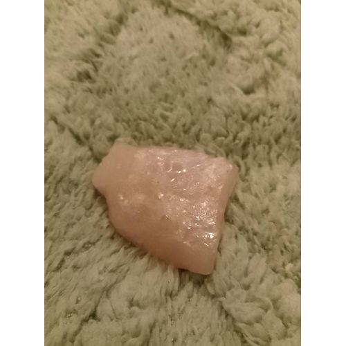 Pierre Brute De Quartz Rose Pour La Paix Et La Confiance En Soi.