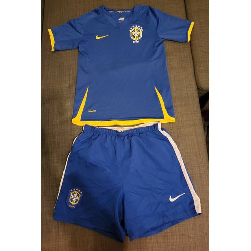 Ensemble De Sport Nike Cbf 8/10ans