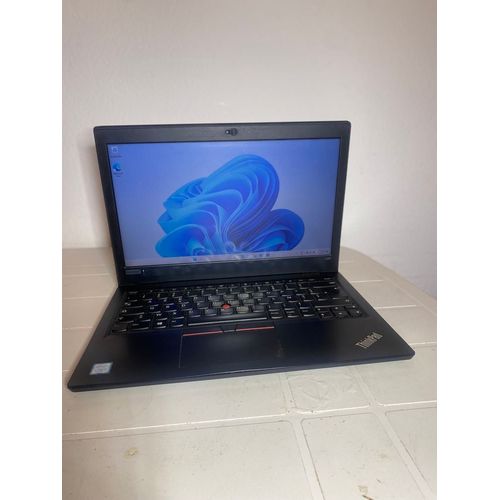 Lenovo L380 - 13.3" Intel core i3-8145U - 2.3 GHz - Ram 16 Go - SSD 256 Go