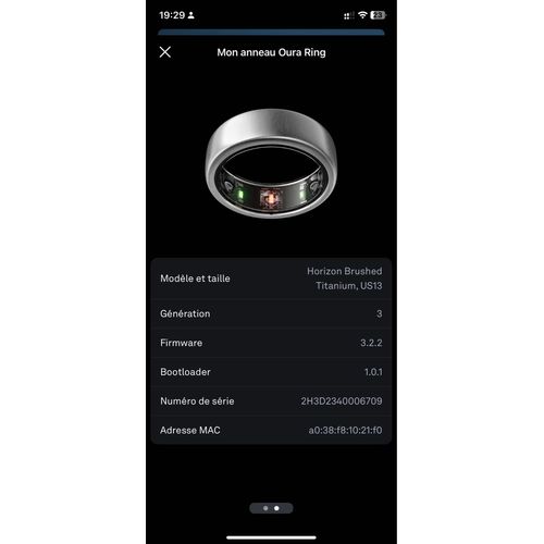 Vends Bague Connecter Oura Ring 3 Génération  Version Titanium, Taille Us13, Bonne État Et Une Batterie Qui Tiens 5 Jours, La Bague Est Parfaitement Fonctionnelle, Acheter En Novembre 2023