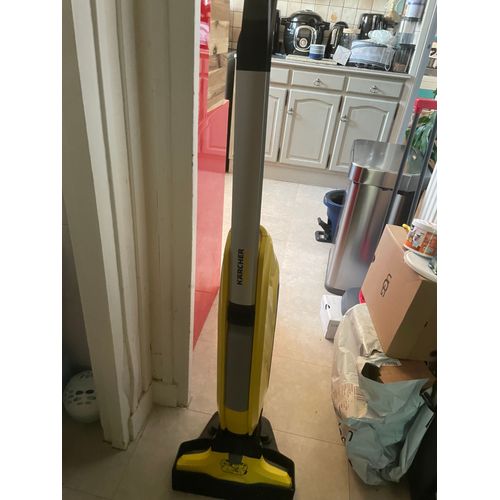 Nettoyant sols Karcher en bon état