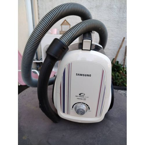 Aspirateur Samsung 1800 watts