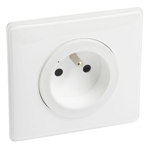 - Prise Murale Céliane With Netatmo - Prise Connectée 16A/3680W - Protégée Contre Les Surcharges - Pour Pose Encastrée Ou En Saillie - Fabriqué En France - Laqué Blanc