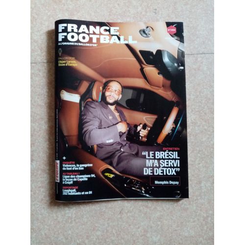 France Football 3953 Memphis Depay