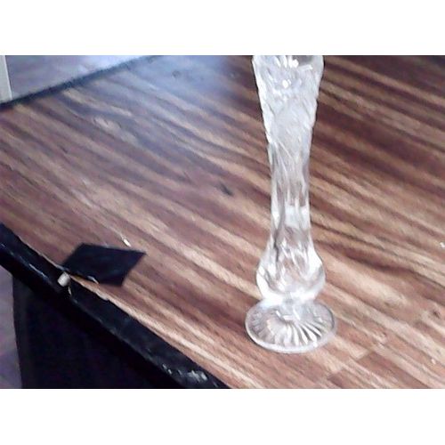 vase decoratilf en cristal
