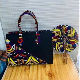 Sac à main avec évantail en tissu