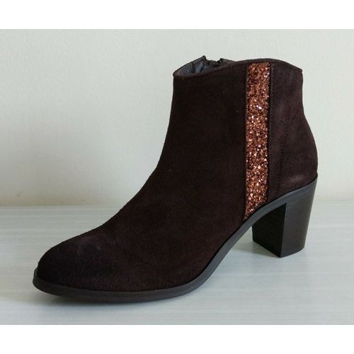 Boots. Bottines Marron A Strass. Talons. Andre. Cuir. Pointure 39