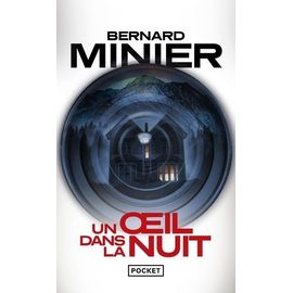 Un Oeil Dans La Nuit