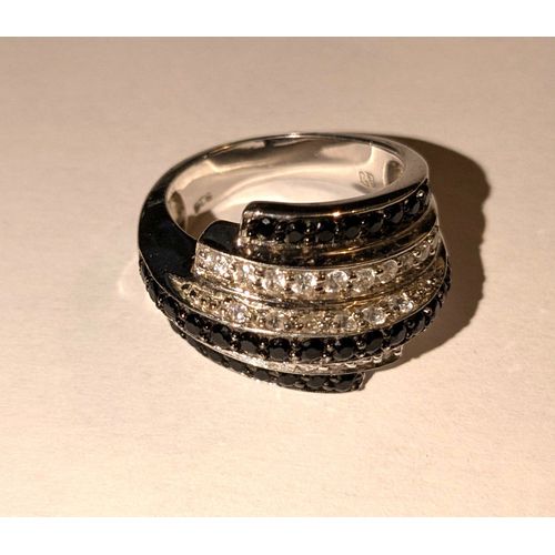 Bague Femme En Argent 925 - Zirconium Blancs Et Noirs