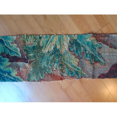 Tapis Ancien Datant Du Moyen Age