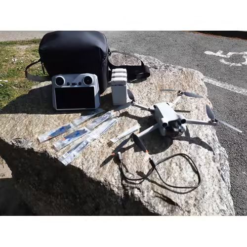 Drone Dji Mini 3 Pro + Fly More Kit-Dji