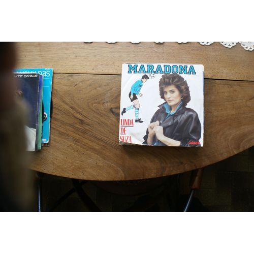 Linda De Suza Maradona /Nos Yeux Font L'Amour 45t Carrère 14 239 1987