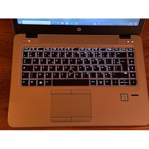 HP ProBook 450 G3 - 14" Intel Core i5-6200U - 2.3 Ghz - Ram 4 Go - DD 240 Go