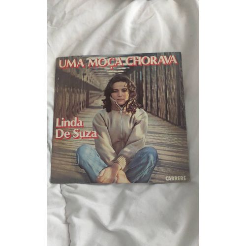Uma Moça Chorava - Linda De Suzanne - La Fille Qui Pleurait